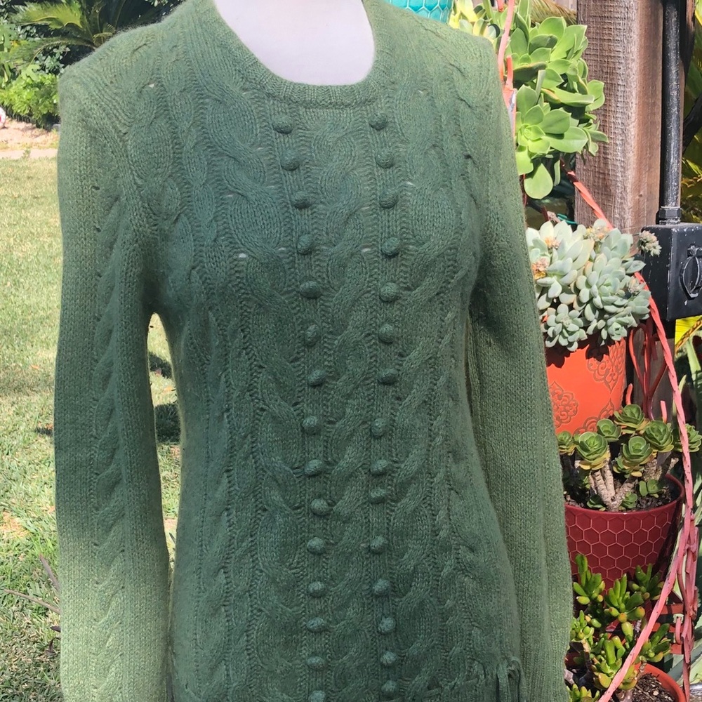Cashmere sweater